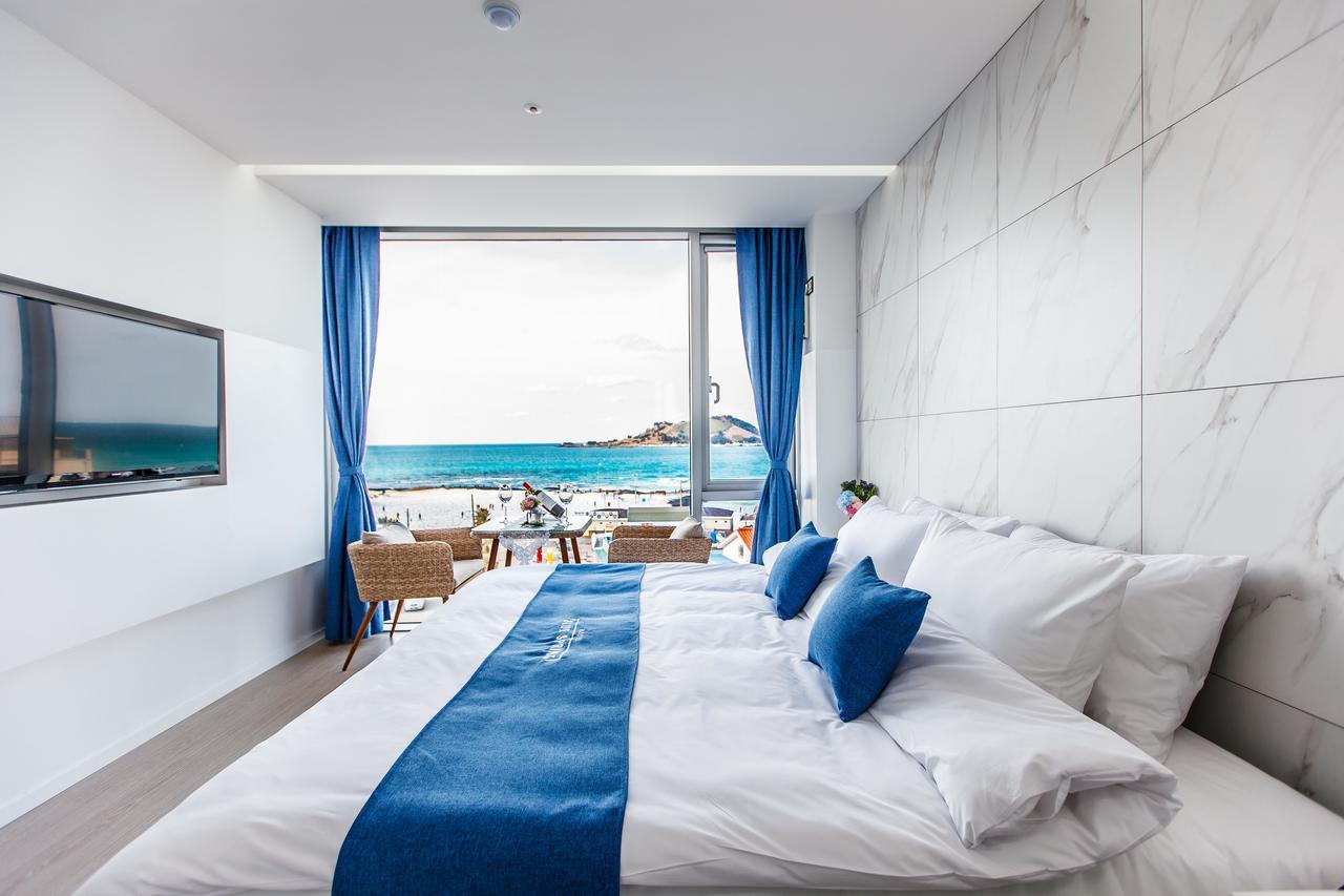 Blue Spring Hotel Jeju Exterior photo