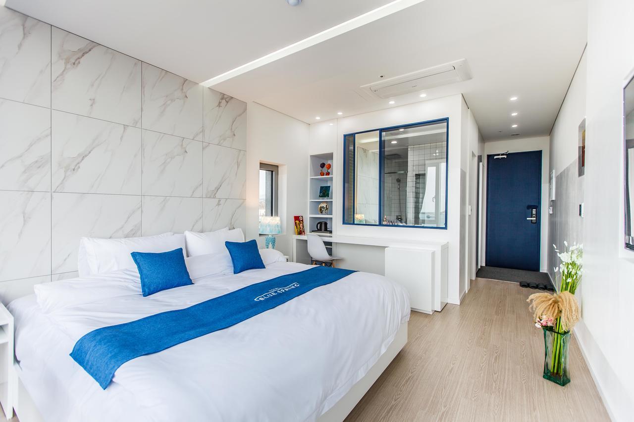 Blue Spring Hotel Jeju Exterior photo