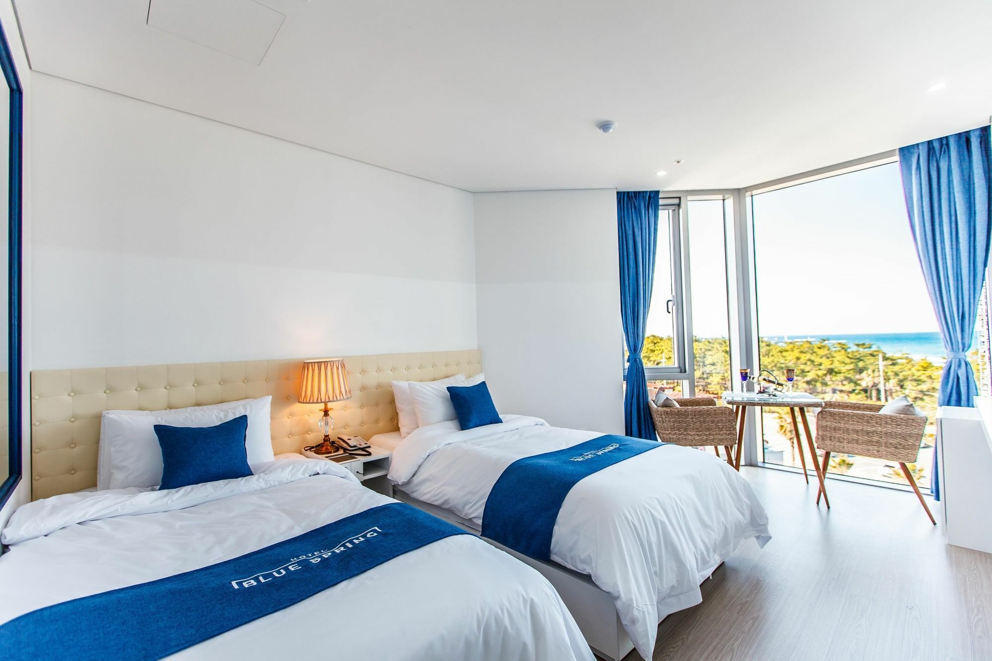 Blue Spring Hotel Jeju Exterior photo
